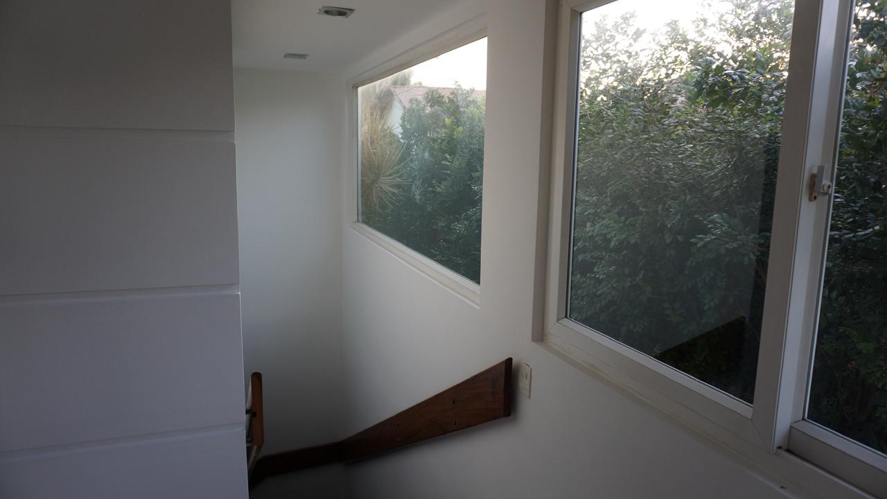 Casa 3 quartos 2 banheiros e duas vagas em Serra Grande Itaipu Niterói