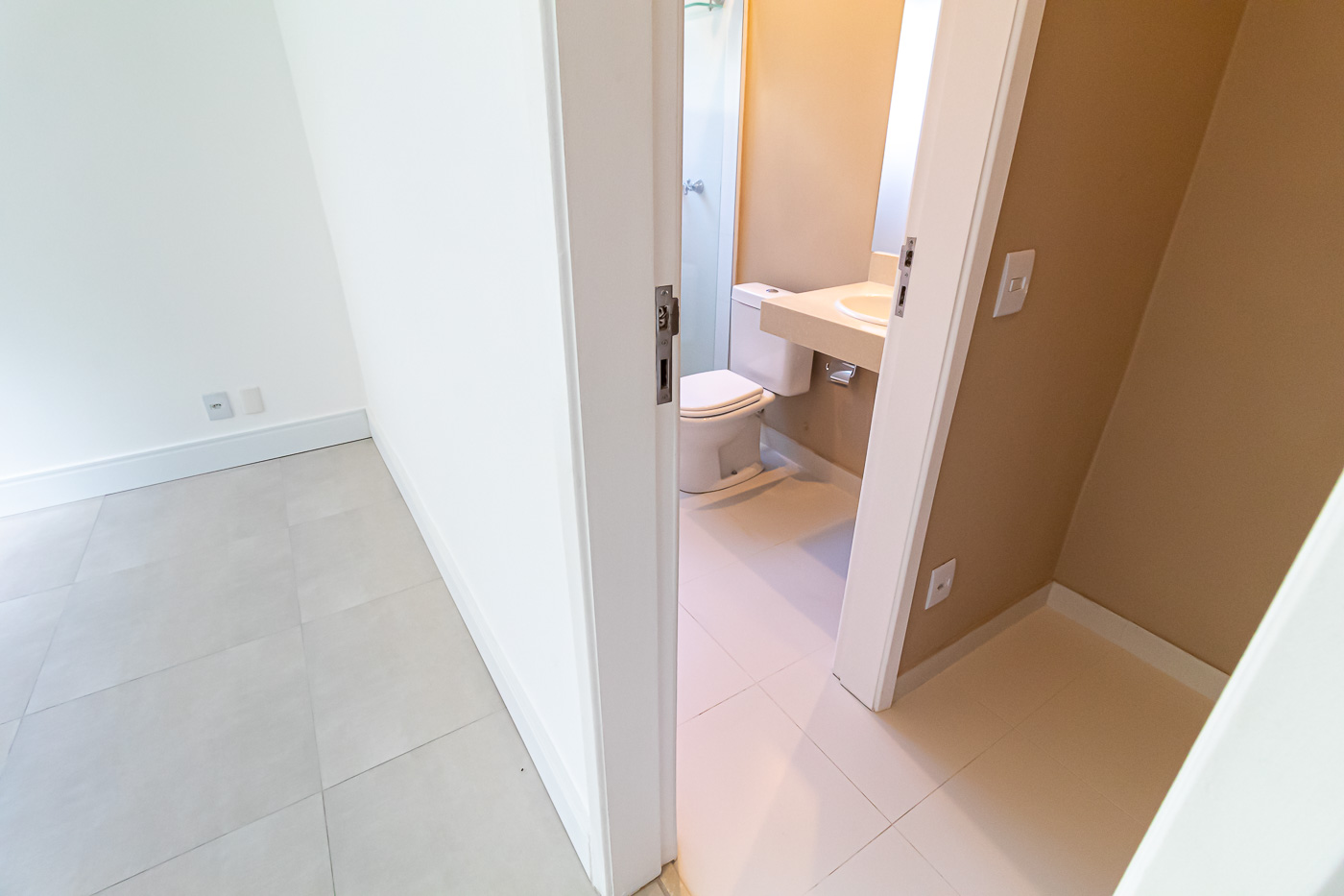 Casa - Av. Nelson Oliveira Silva - Vila Progresso -1.936 m²