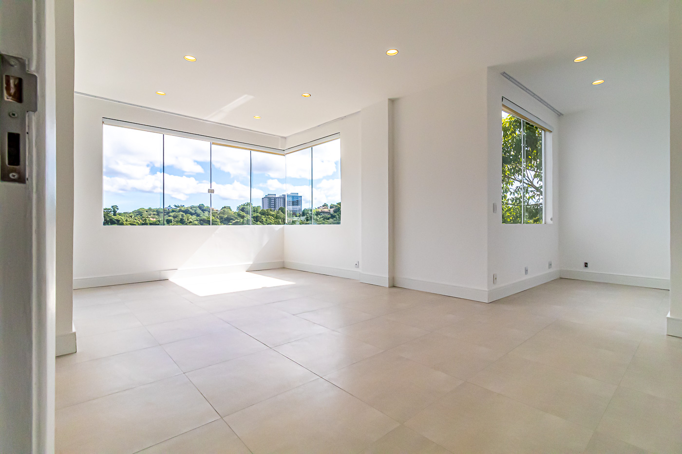 Casa - Av. Nelson Oliveira Silva - Vila Progresso -1.936 m²