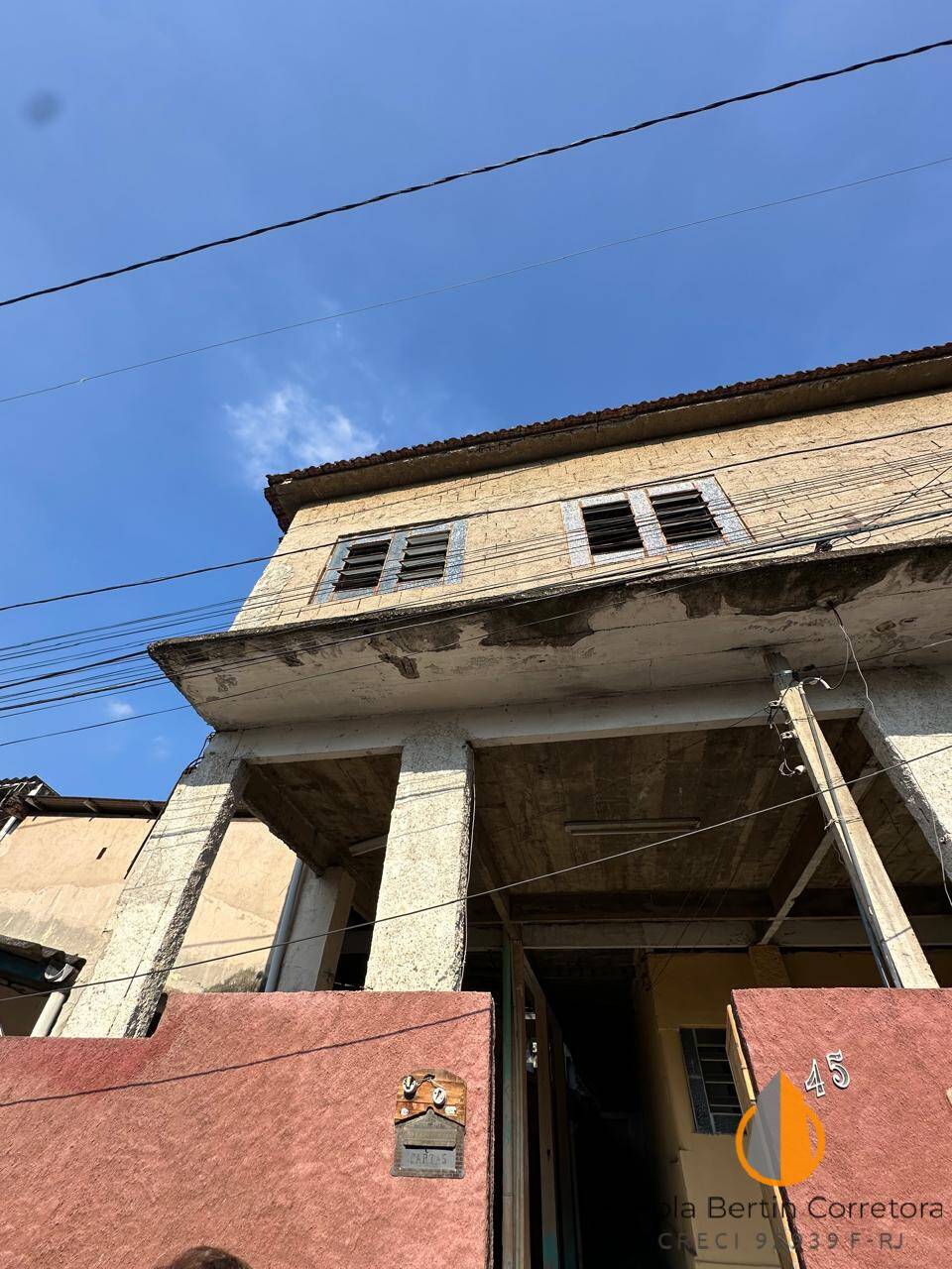 VENDA - Travessa Paim Ferreira Paim - São Gonçalo