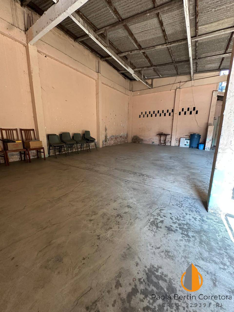 VENDA - Travessa Paim Ferreira Paim - São Gonçalo